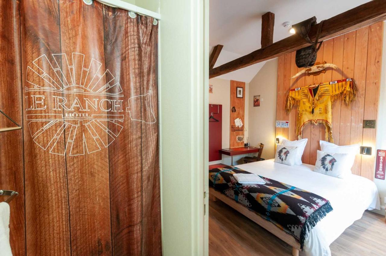 Hotel Le Ranch Brûlon エクステリア 写真